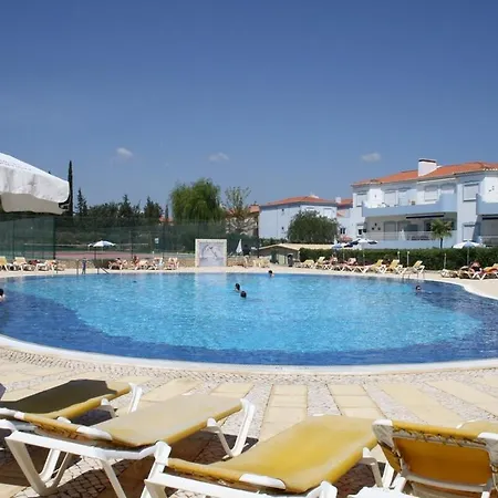 Four Bedroom With Private Pool Oasis Parque At09