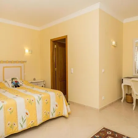 Villa Four Bedroom With Private Pool Oasis Parque At09 *