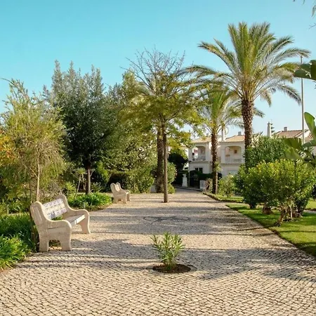 Villa Four Bedroom With Private Pool Oasis Parque At09