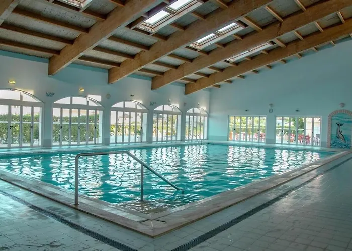 Вилла Four Bedroom With Private Pool Oasis Parque At09 Портиман