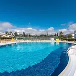 Four Bedroom With Private Pool Oasis Parque At09 וילה *