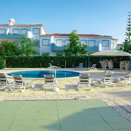 Four Bedroom With Private Pool Oasis Parque At09