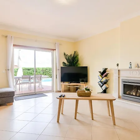 Villa Four Bedroom With Private Pool Oasis Parque At09 *